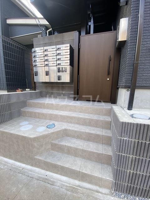 2/8 エントランス