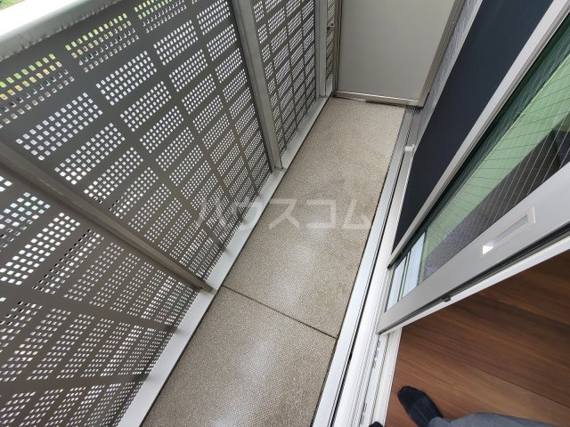 19/30 バルコニー