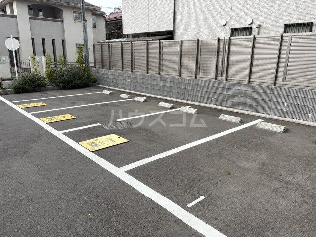 3/4 駐車場