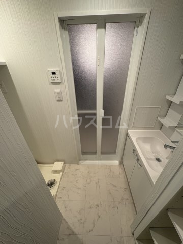 18/30 洗面