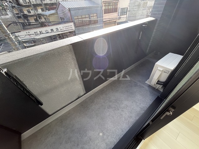 23/30 バルコニー