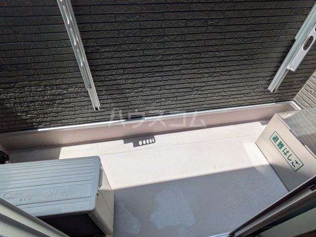 23/30 バルコニー