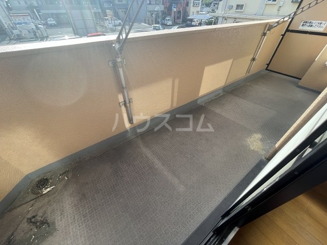 23/30 バルコニー