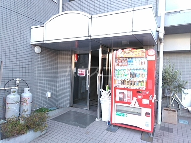 3/6 エントランス