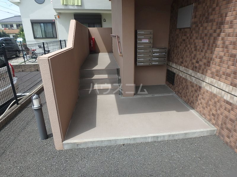 2/6 エントランス