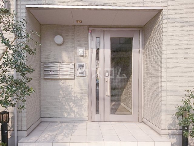 13/24 エントランス