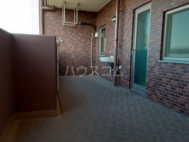 23/30 バルコニー