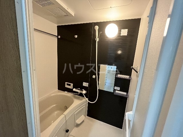 16/30 浴室