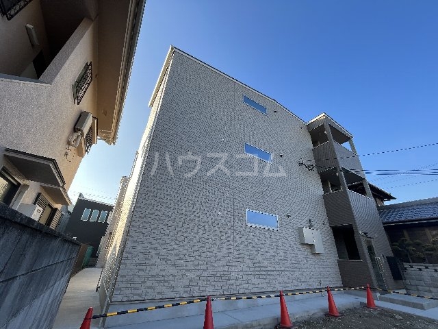 2/30 外観