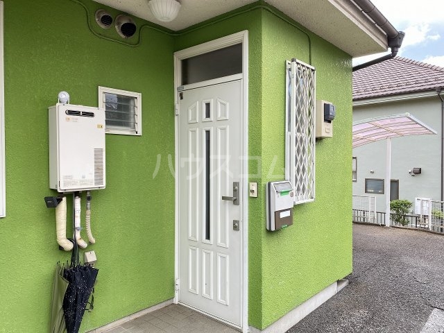 20/30 エントランス