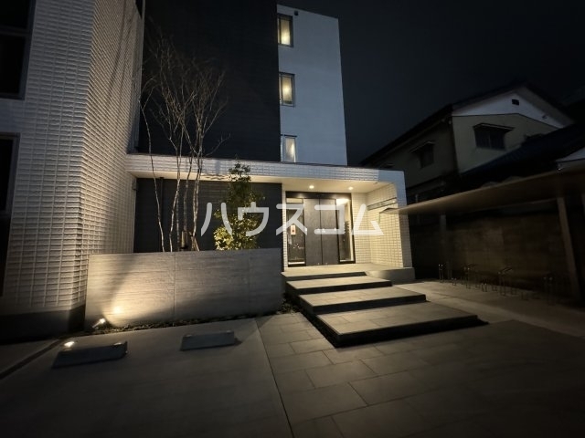 20/25 エントランス