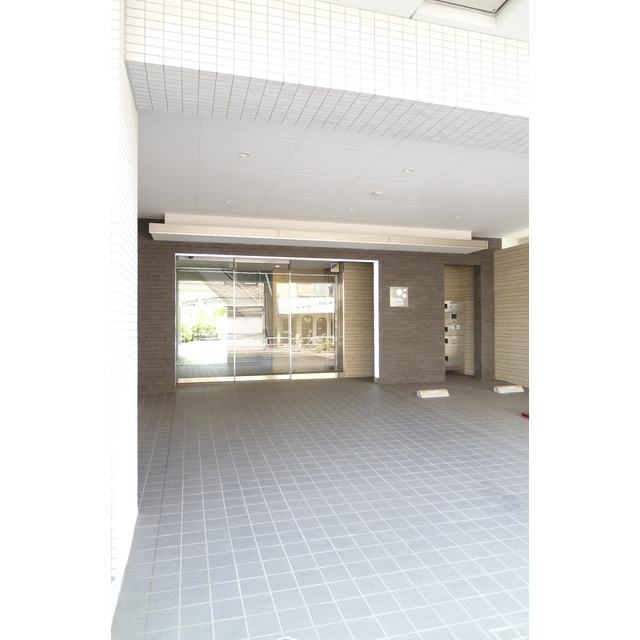 4/8 エントランス