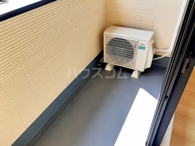 13/22 バルコニー