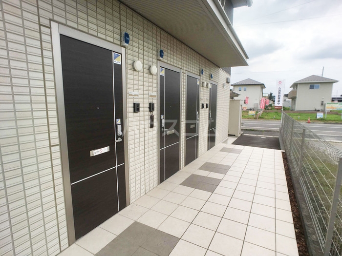 18/22 エントランス