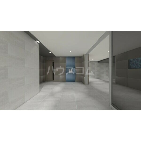 21/26 エントランス