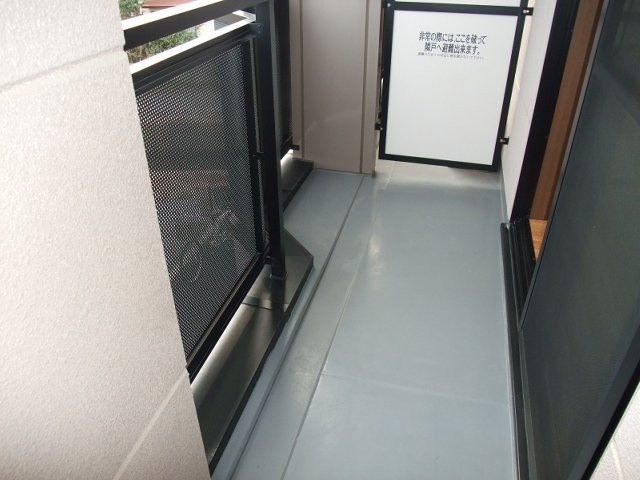 20/28 バルコニー