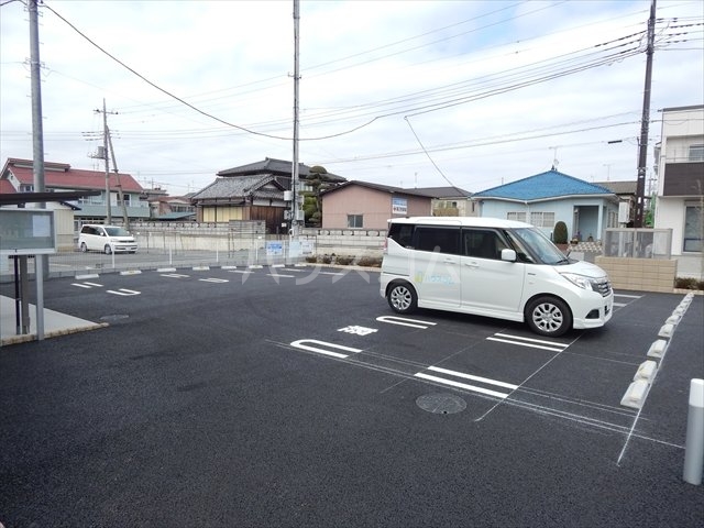 18/26 駐車場