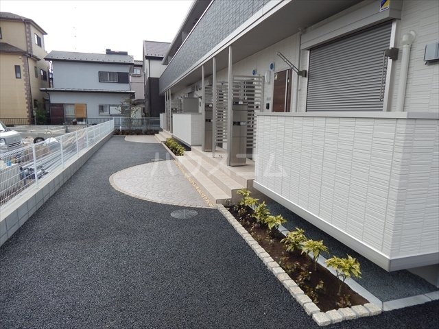 17/26 エントランス