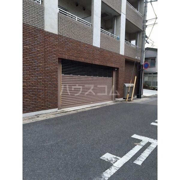 14/22 駐車場