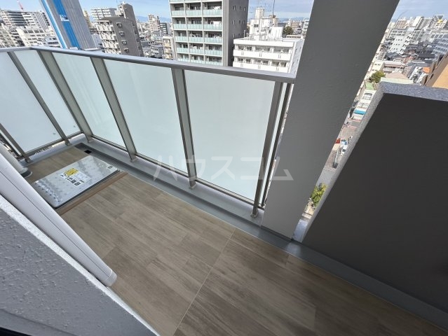 16/27 バルコニー