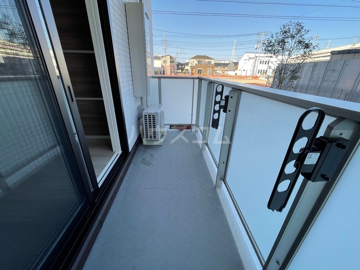 13/22 バルコニー