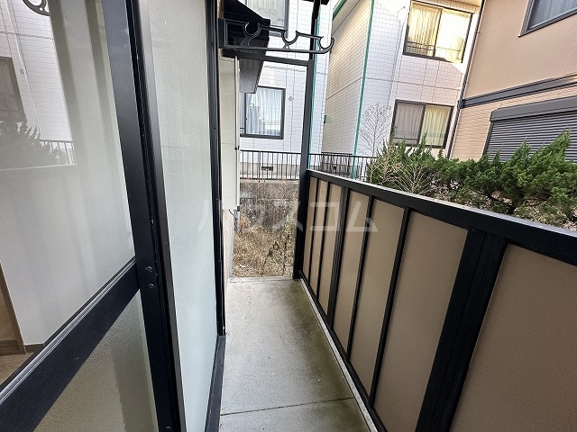 17/27 バルコニー