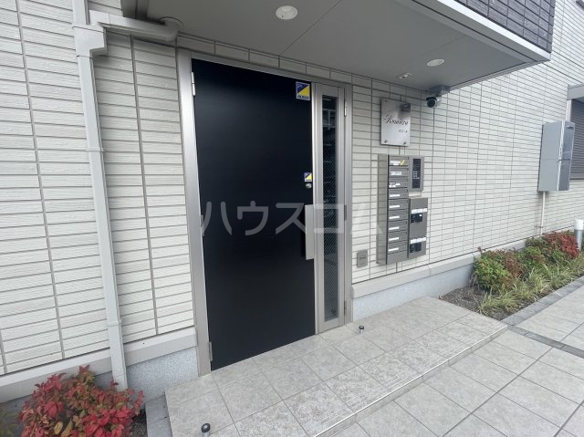 23/30 エントランス