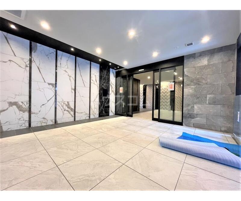 29/30 エントランス