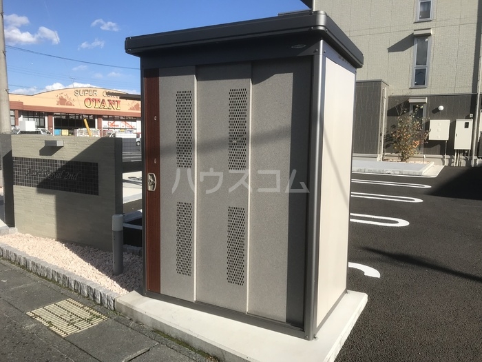 2/4 エントランス