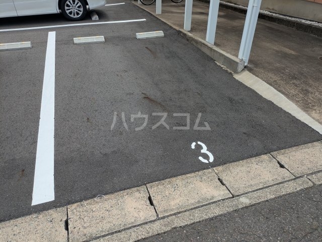 3/10 駐車場