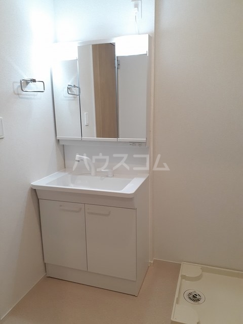 17/28 洗面