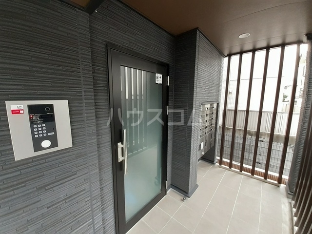 2/8 エントランス