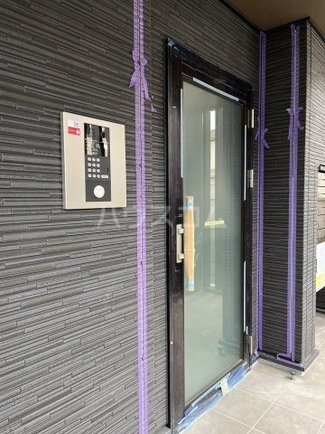 17/23 エントランス