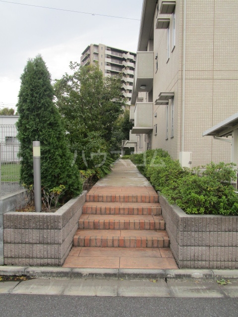 2/8 エントランス