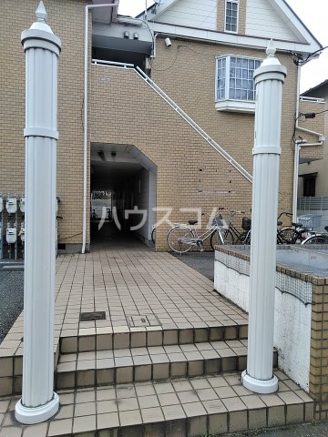 21/28 エントランス