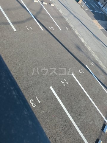 15/25 駐車場