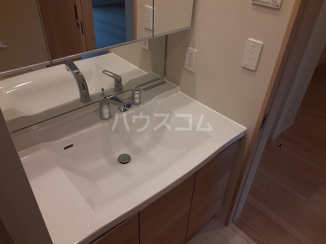 16/30 洗面