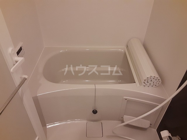 14/30 浴室