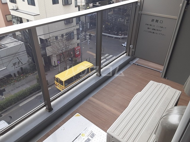 21/30 バルコニー