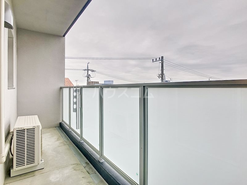 19/28 バルコニー