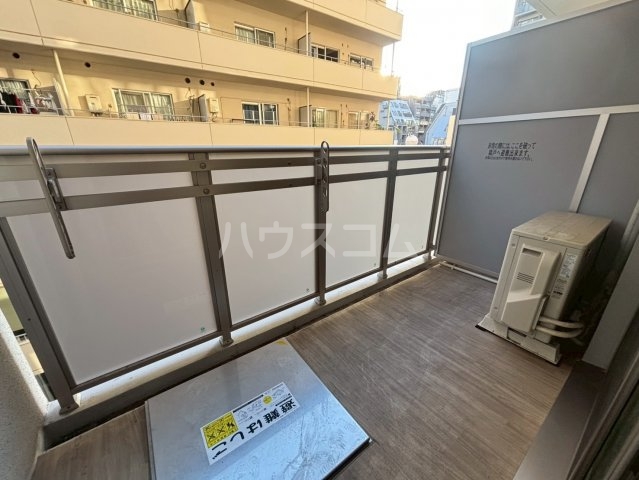 13/25 バルコニー
