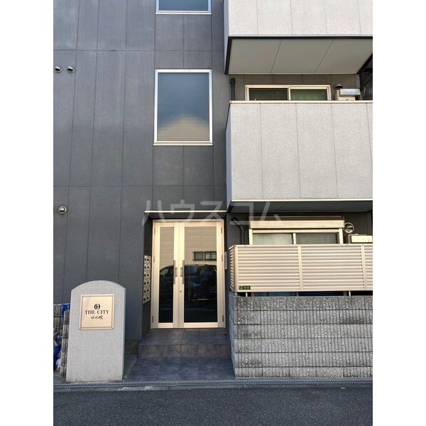 2/8 エントランス