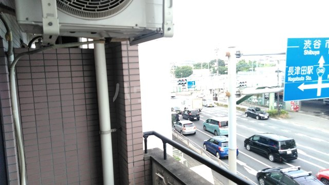 21/30 バルコニー