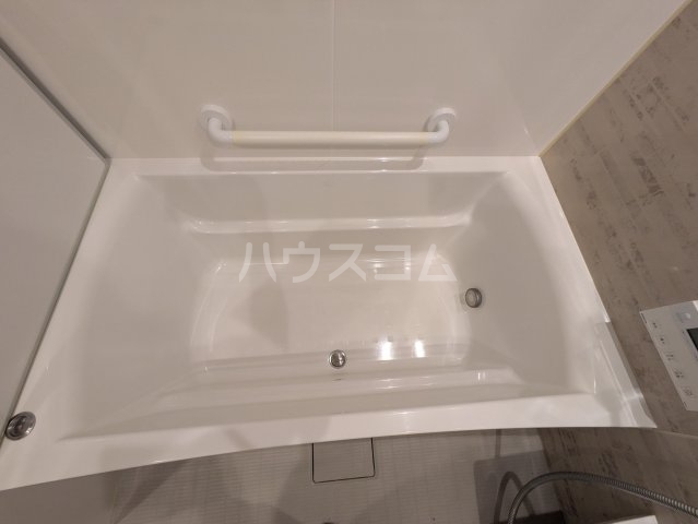14/23 浴室