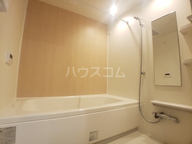 14/30 浴室