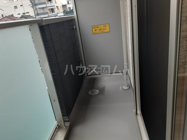 20/30 バルコニー