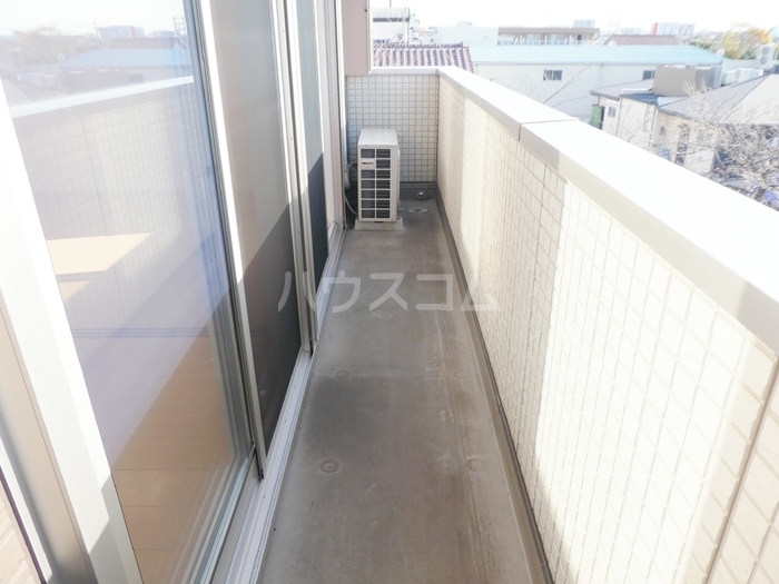 20/30 バルコニー