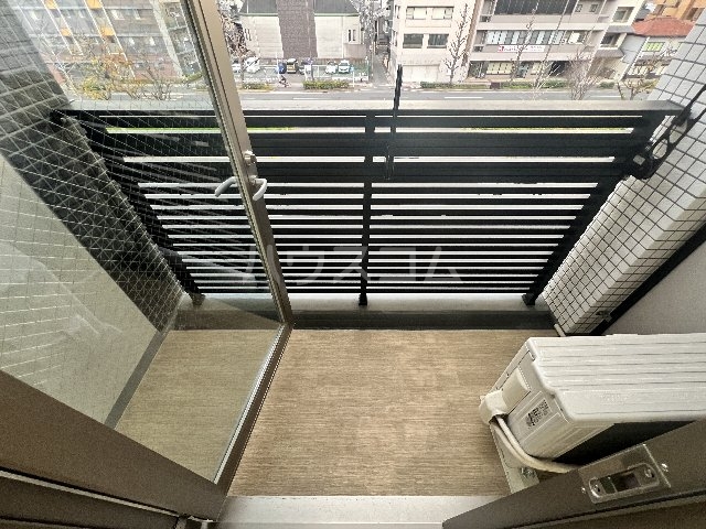 20/30 バルコニー