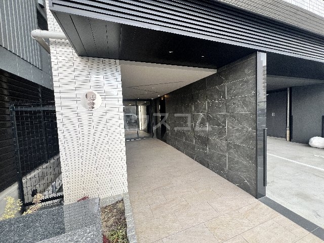 29/30 エントランス