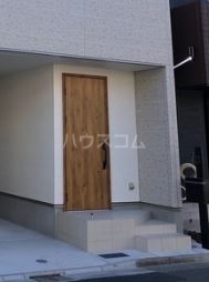 13/23 エントランス